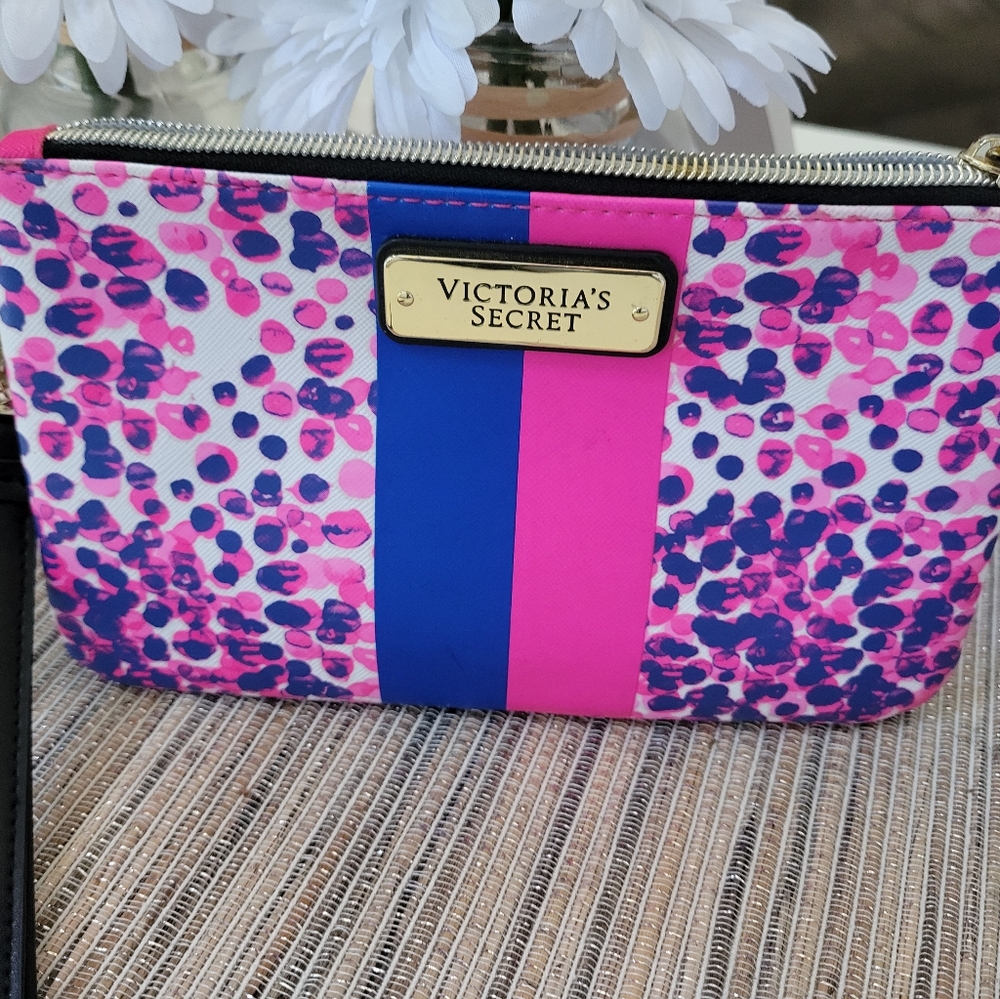 Victoria's Secret wristlet